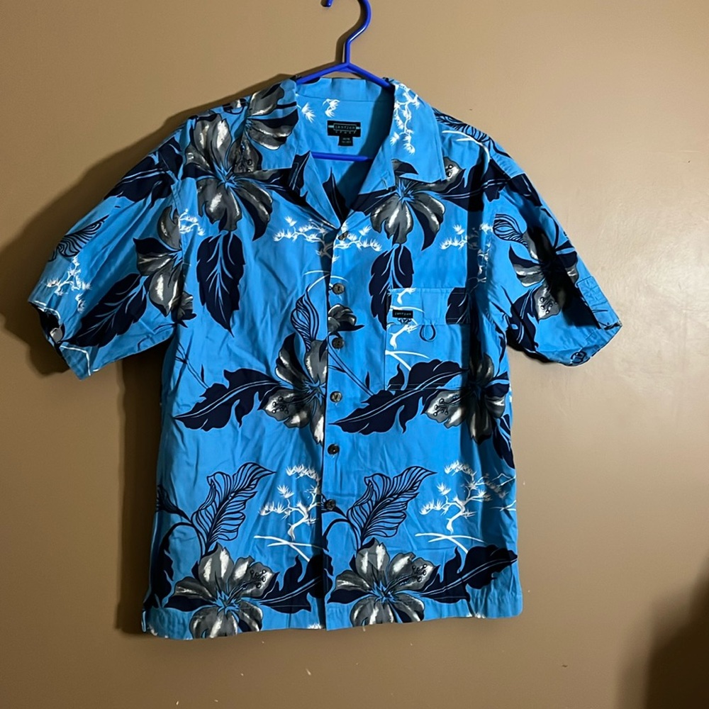😄Cotton vacation Hawaiian style dress shirt. B6